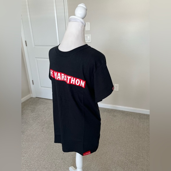 NWT The Marathon Black Graphic T-shirt Size Small - Picture 4 of 6
